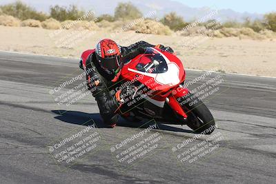 media/Dec-01-2025-Moto Forza (Mon) [[2daa91e15f]]/2-Intermediate Group/Session 4 (Turn 10 Inside)/